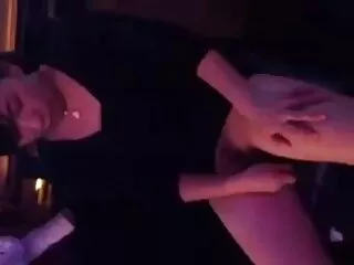 Keiran Lee, öreg picsák pornó Jarushka Ross, ha ma lemegy az erdőbe [Brazzers legjobbjai]
