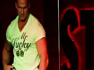 Johnny kastély, Jada Kai pornos videók Jada szexfilmje